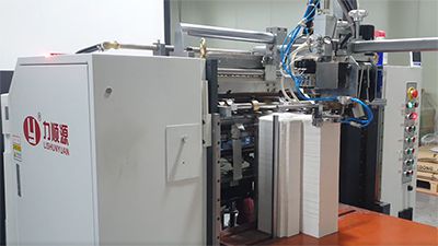 ماكينة تصنيع صناديق الكرتون الصلبة الآلية، LY-HB1200CN